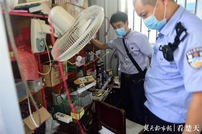 切斷源頭!武漢端掉最大一個銷售禁用漁具窩點